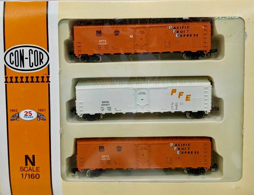 N Scale - Con-Cor - 0001-008931 - Reefer, 50 Foot, Mechanical - Pacific Fruit Express - 3-Pack