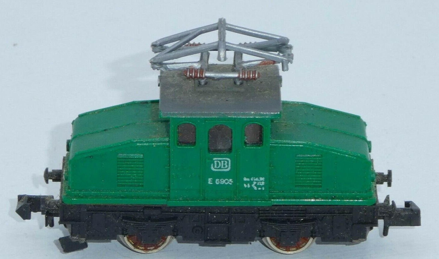 N Scale - Arnold - 0240 - Engine, Diesel, Industrial Switcher - Painted/Unlettered - 169 05