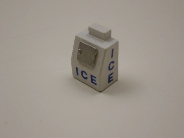 N Scale - KenRay - PD057 - Accessories, Ice Machine - Painted/Unlettered
