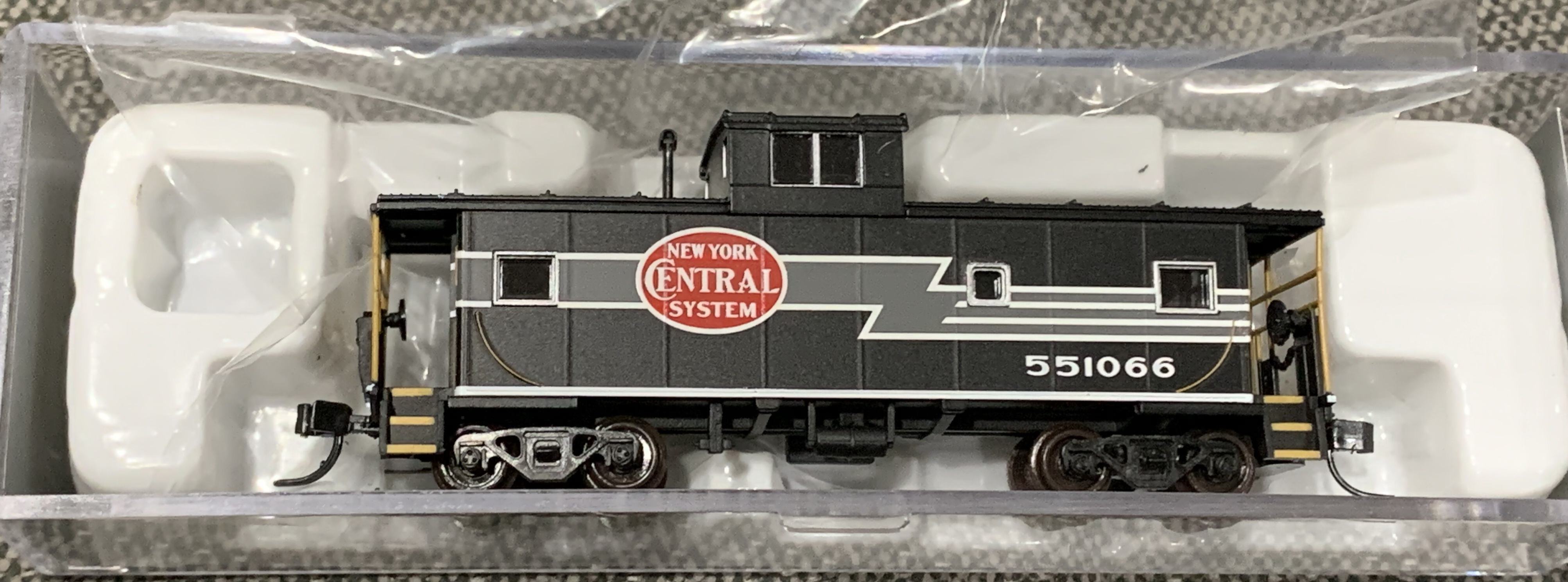 N Scale - Atlas - NSE ATL 13-21 - Caboose, Cupola, Steel - New York Central - 551066