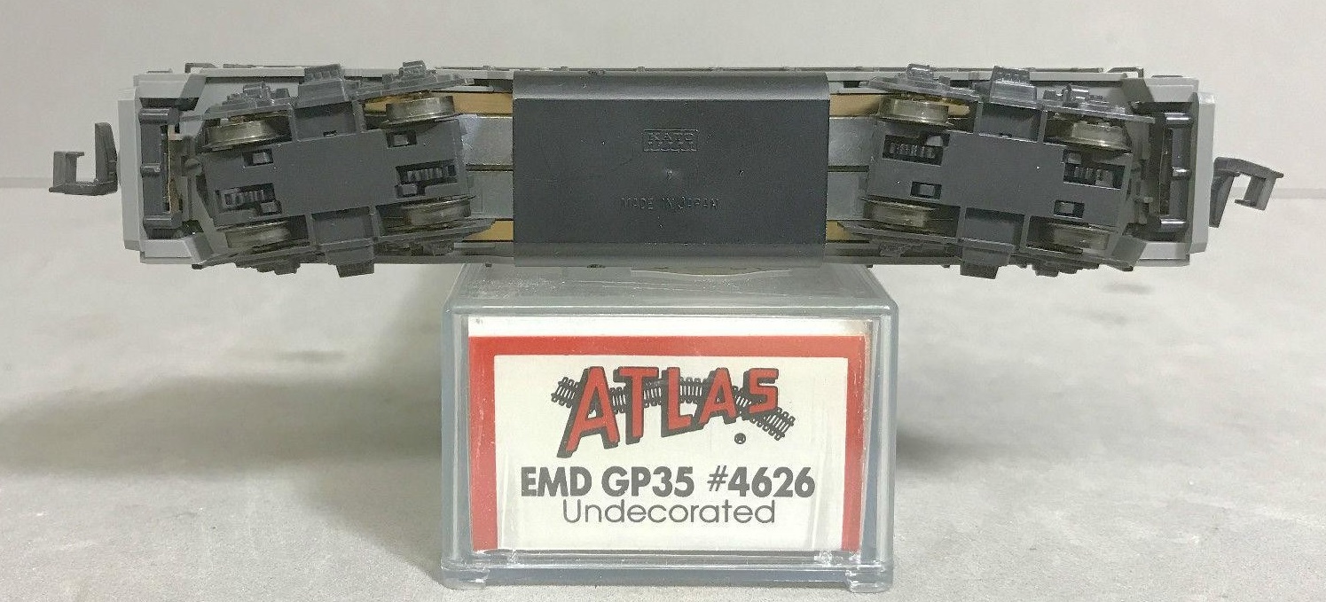N Scale - Atlas - 4626 - Locomotive, Diesel, EMD GP35, Ph.1B - Undecorated