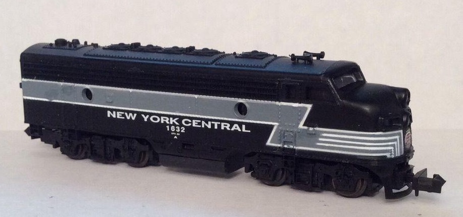 N Scale - Life-Like - 7484 - Locomotive, Diesel, Fairbanks Morse