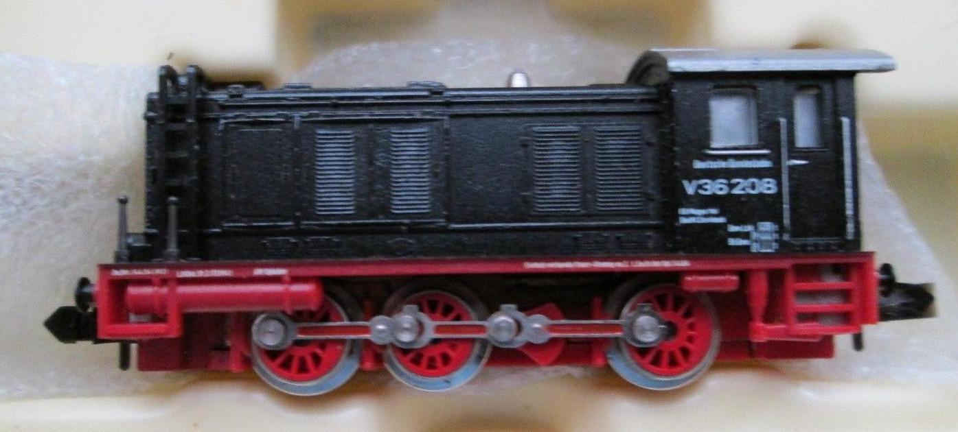 N Scale - Minitrix - 2962 - Locomotive, Diesel, DR V36 - Deutsche