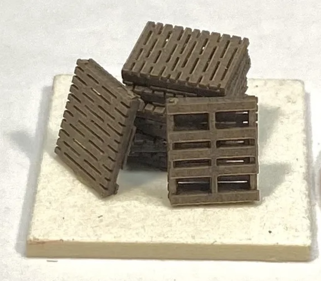 N Scale - Showcase Miniatures - 572 - Accessories, Commercial, Industrial, Pallets - Undecorated - Freight Pallets