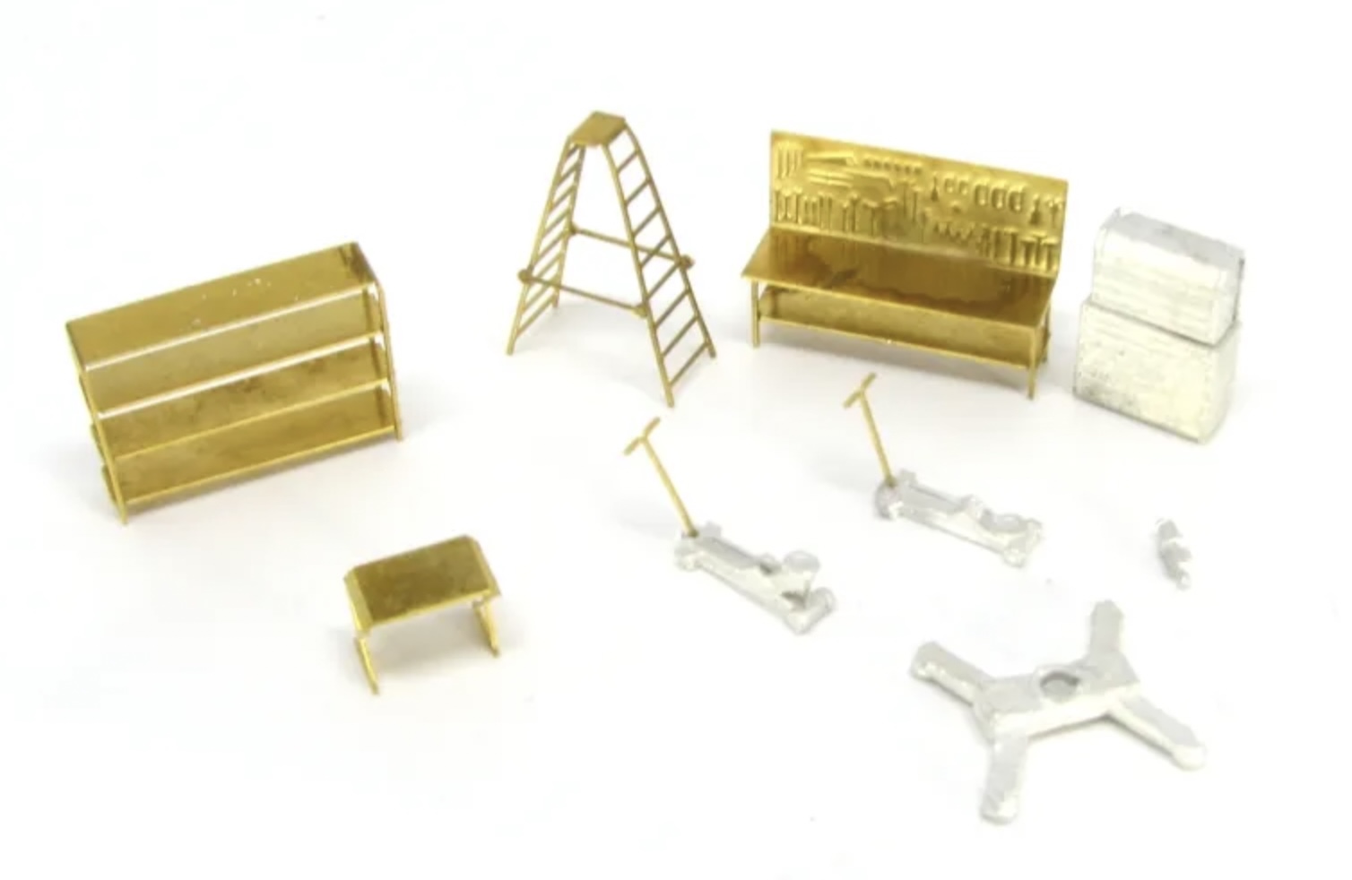 N Scale - Showcase Miniatures - 547 - Accessories, Commercial, Gas Station, Repair Shop - Undecorated - Service Station Accessories