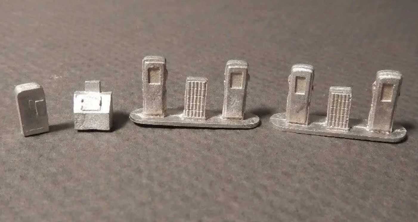 N Scale - Showcase Miniatures - 501 - Accessories, Commercial, Gas Station, Repair Shop - Undecorated - Gas Station Accessories