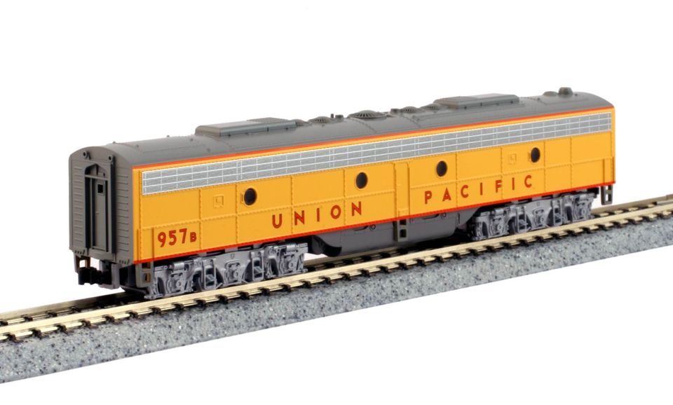 N Scale - Kato USA - 176-5356-DCC - Locomotive, Diesel, EMD E8 - Union Pacific - 947B
