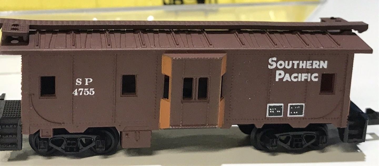 N Scale - Loco-Motives - 1018 - Caboose, Bay Window - Southern Pacific - 4755