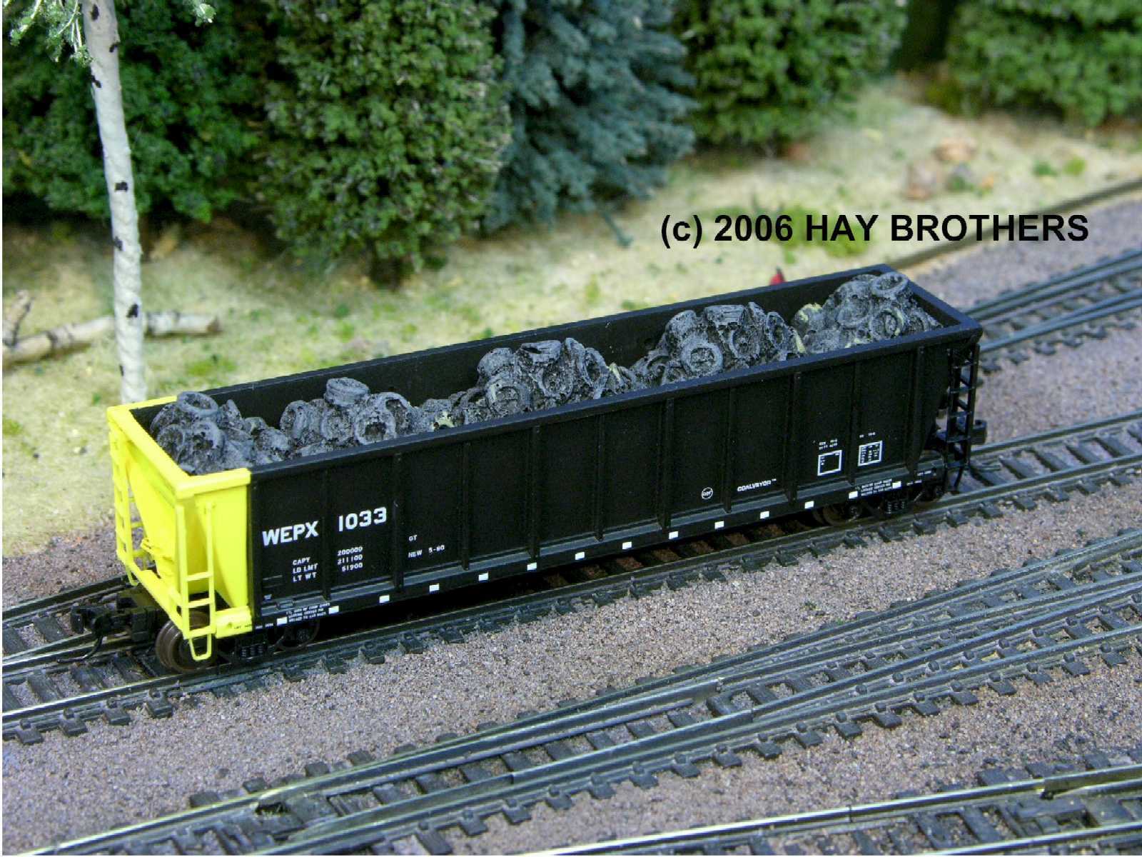 N Scale - Hay Bros - 7005-03 - Load, Tires - Painted/Unlettered - Scrap Automobile Tire Load