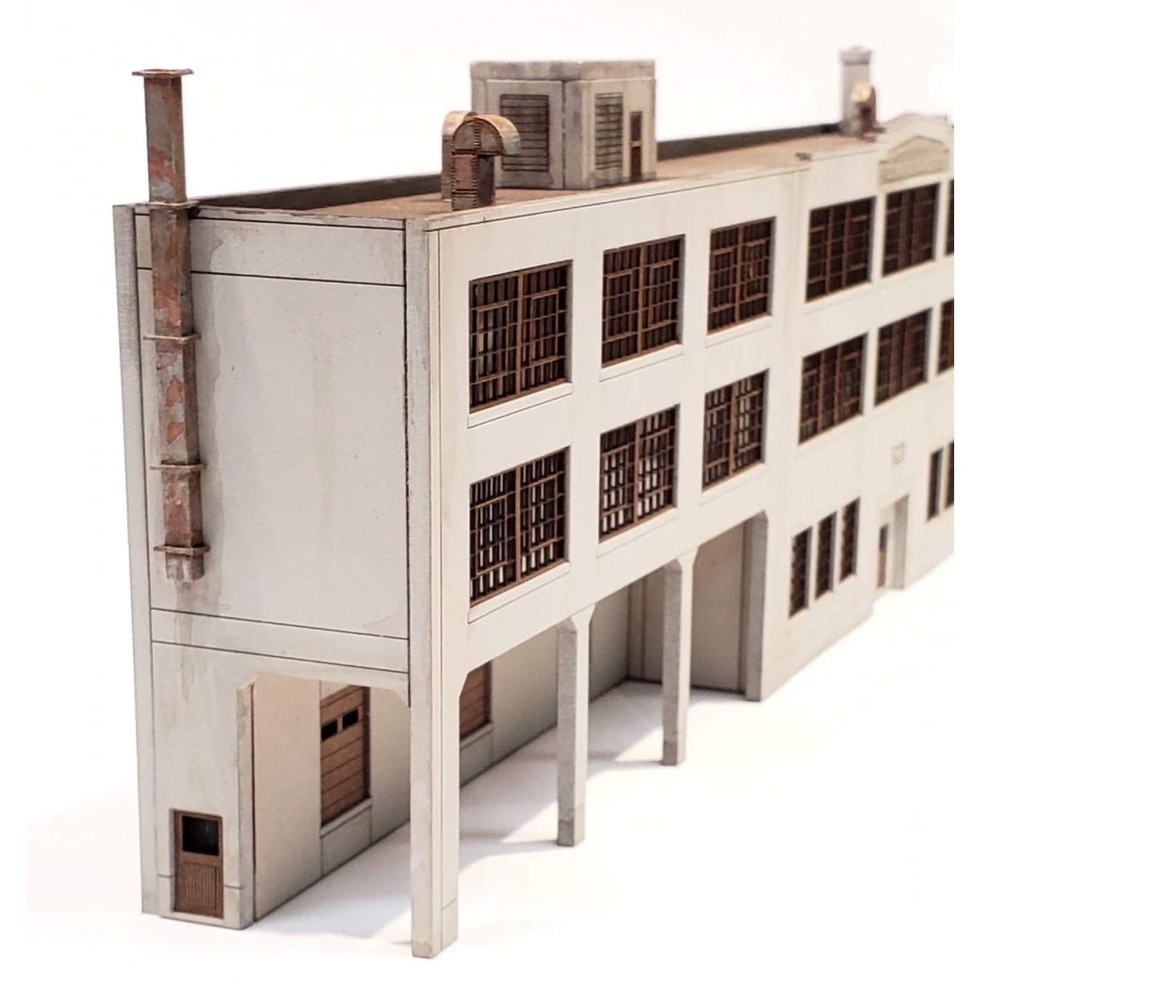 N Scale - ITLA - N-COSMO - Structure, Building, Industrial, Factory,Warehouse - Industrial Structures