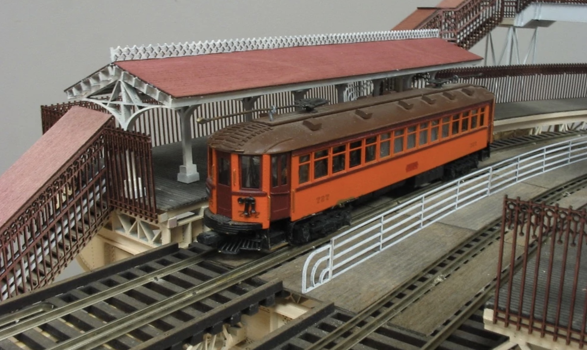N Scale - ITLA - N3024 - Structure, Railroad, Elevated Track, Platform - Railroad Structures