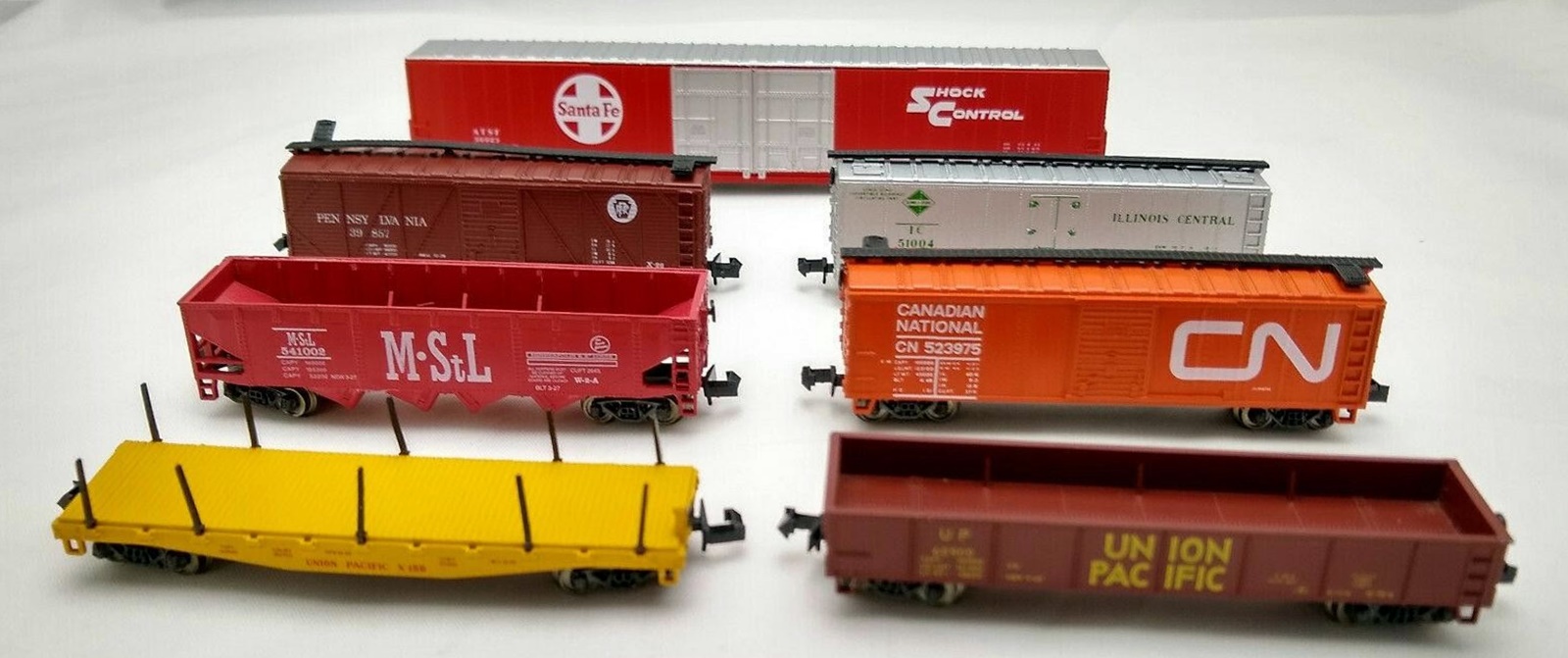 N Scale - Arnold - 0520 - Freight Train, Diesel, North American,