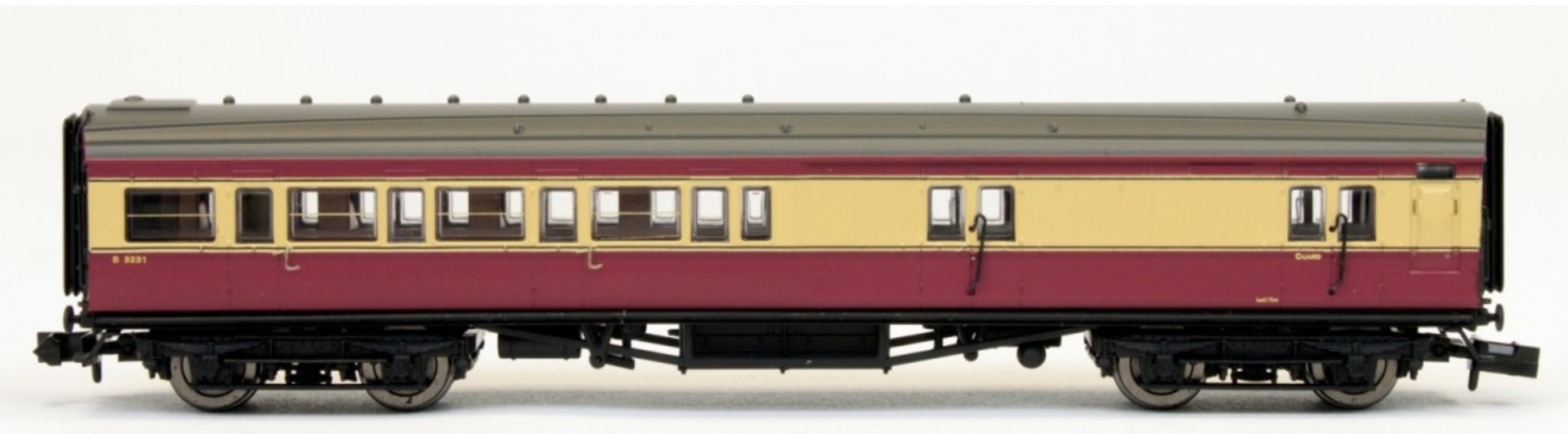N Scale - Dapol - 2P-012-654 - Passenger Car, Brake Van, Maunsell, 3rd Class - British Rail - 3231