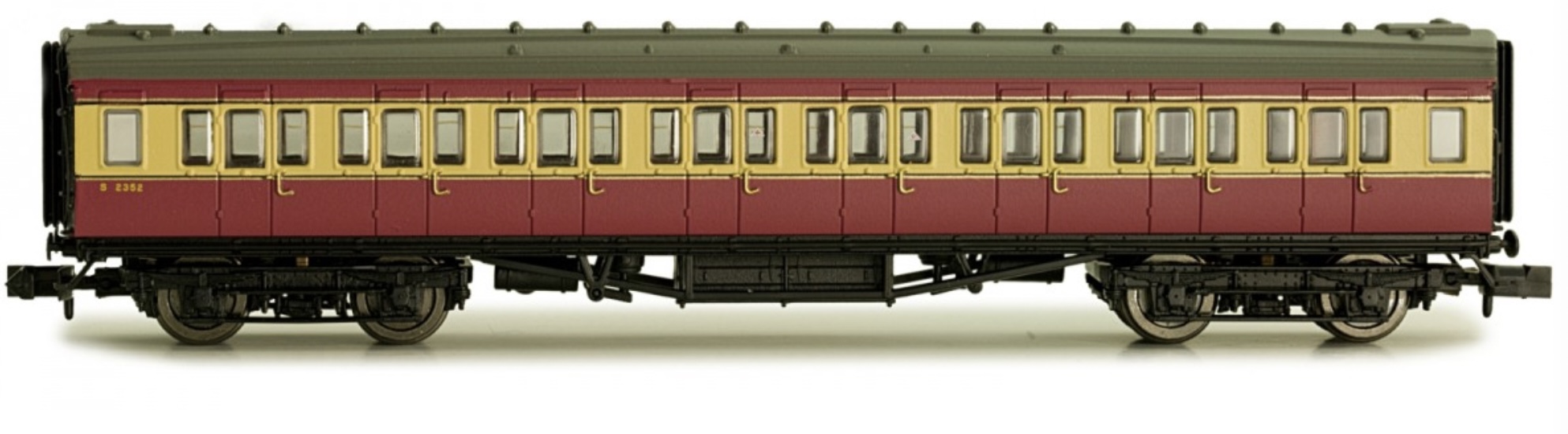 N Scale - Dapol - 2P-012-700 - Passenger Car, Coach, Maunsell, 3rd Class - British Rail - 2352