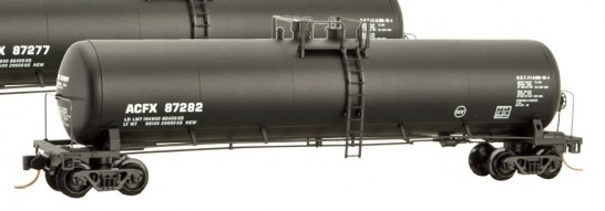 N Scale - Micro-Trains - 110 57 010 - Tank Car, Single Dome, 56 Foot - American Car & Foundry - 87282