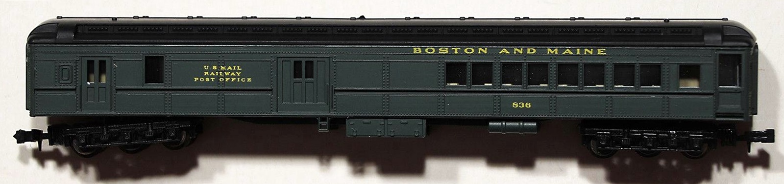 N Scale - Bev-Bel - 4518 - Passenger Car, Heavyweight, Combine - Boston & Maine - 836