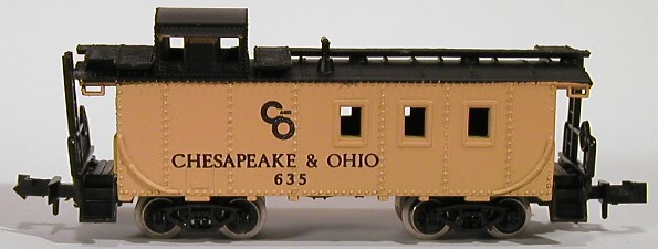 N Scale - AHM - Caboose, Cupola, Steel - Chesapeake & Ohio - 635
