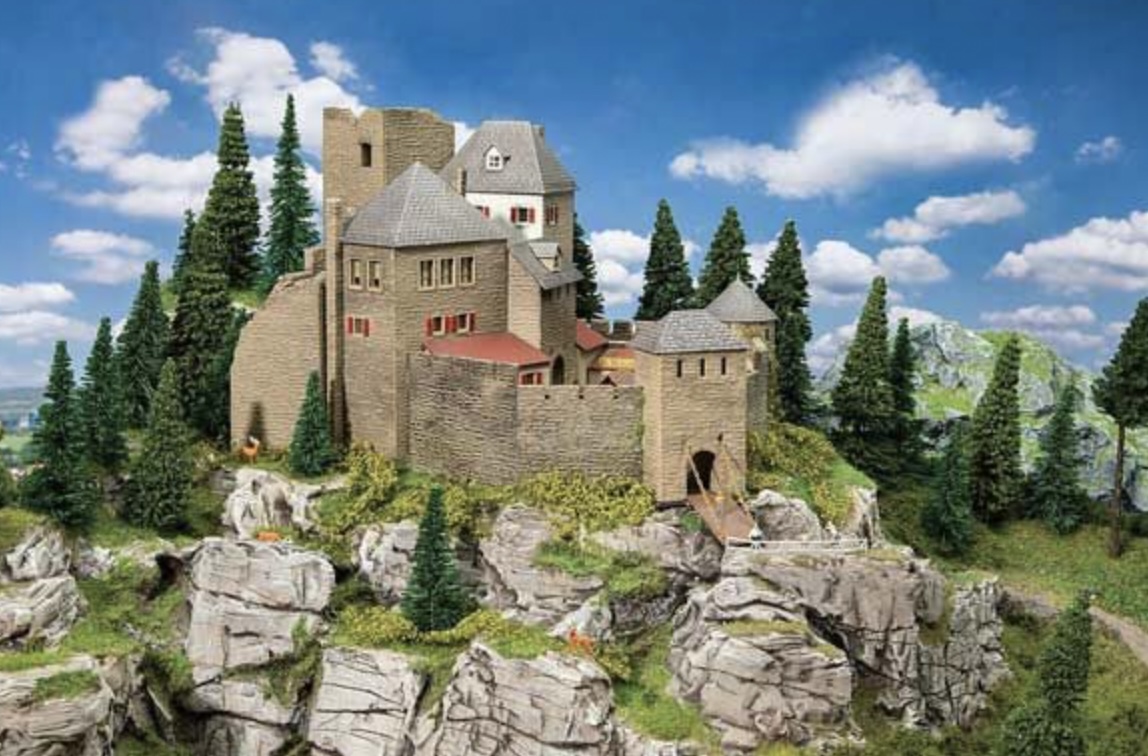 N Scale - Faller - 232196 - Structure, Building, Castle - Residential Structures