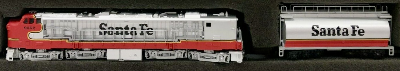 N Scale - Con-Cor - 0001-332109 - Locomotive, GE, Gas Turbine Electric - Santa Fe - 9552