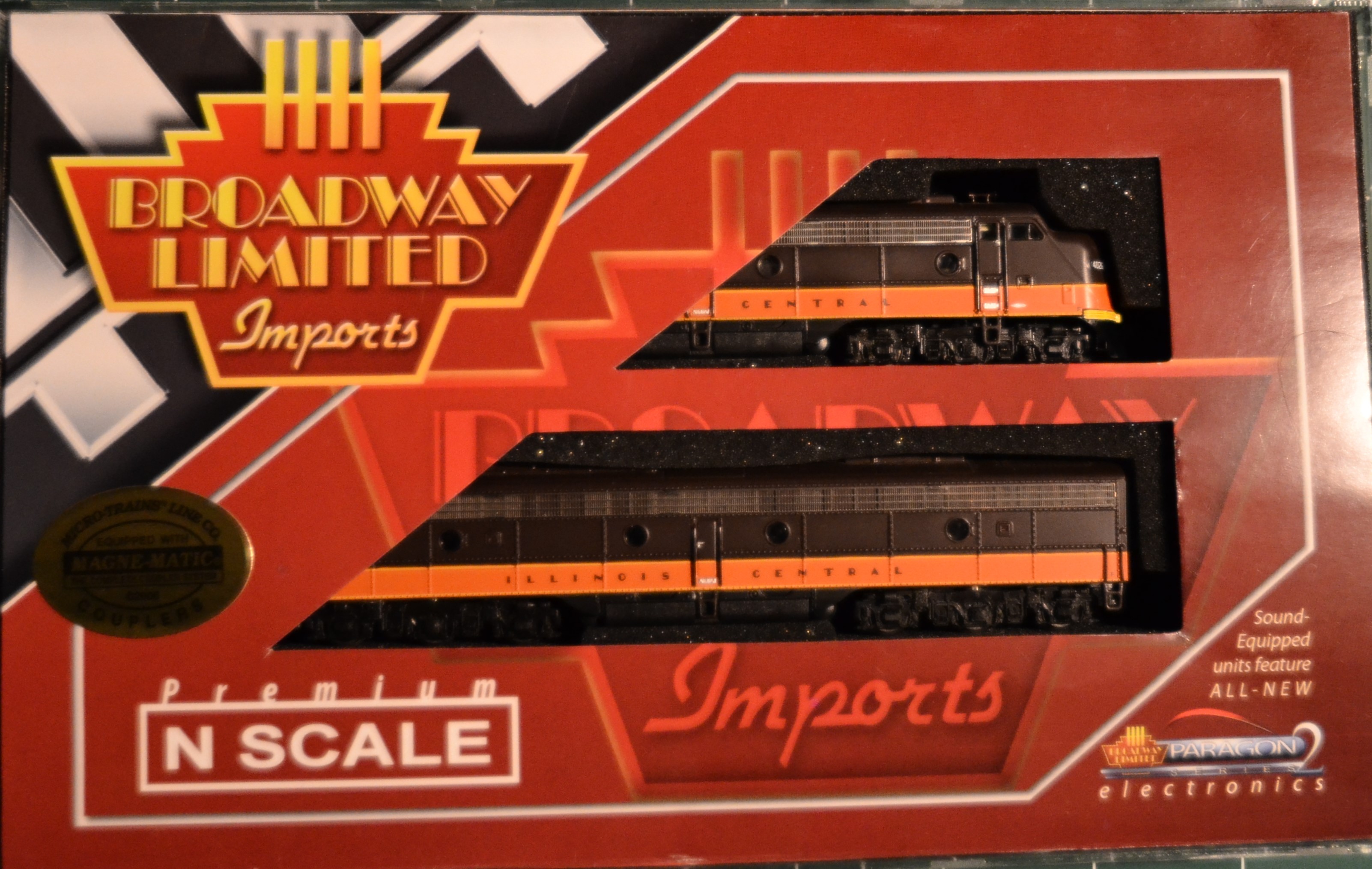 N Scale - Broadway Limited - 524 - Locomotive, Diesel, EMD E8 - Illinois Central - 4026 & 4104
