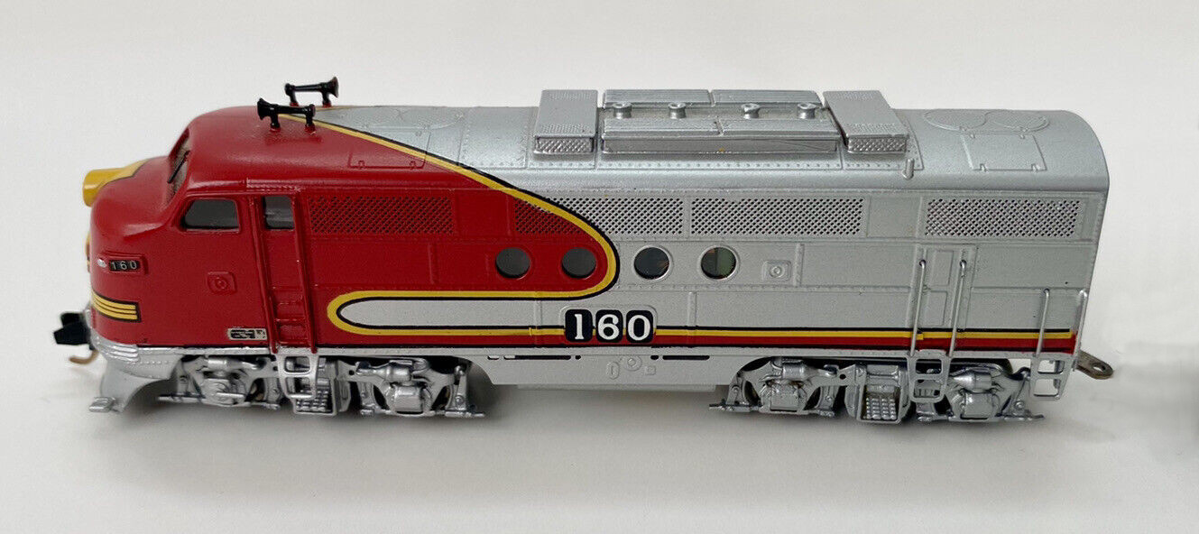 N Scale - Overland Models - 2865.1 160/160A-A - Locomotive, Diesel, EMD FT - Santa Fe - 160