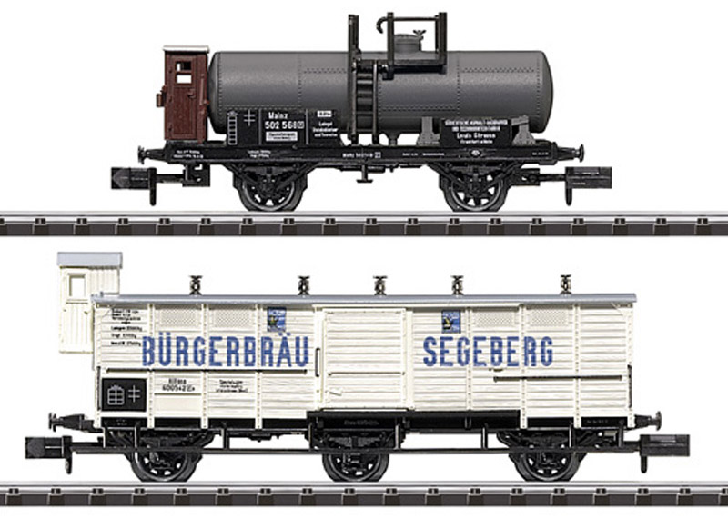 N Scale - Minitrix - 15062 - Mixed Body Style, Tank Car, Beer Car, Epoch I - Prussia State (KPEV) - 2-Pack
