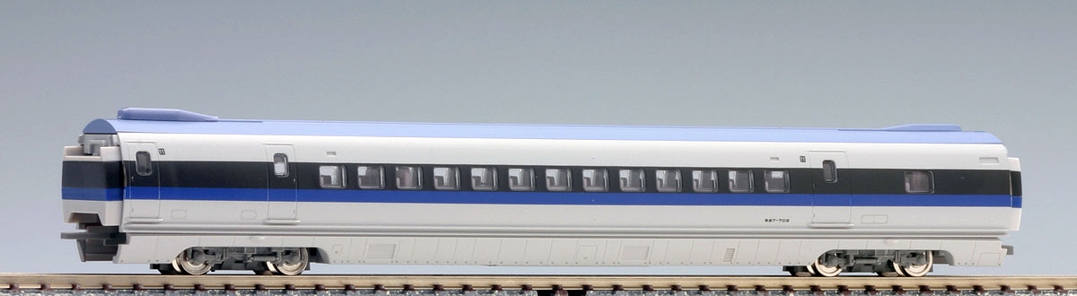 N Scale - Tomix - 8836 - Passenger Car, Shinkansen, Type 527, Coach - Japan Railways West - 527 708