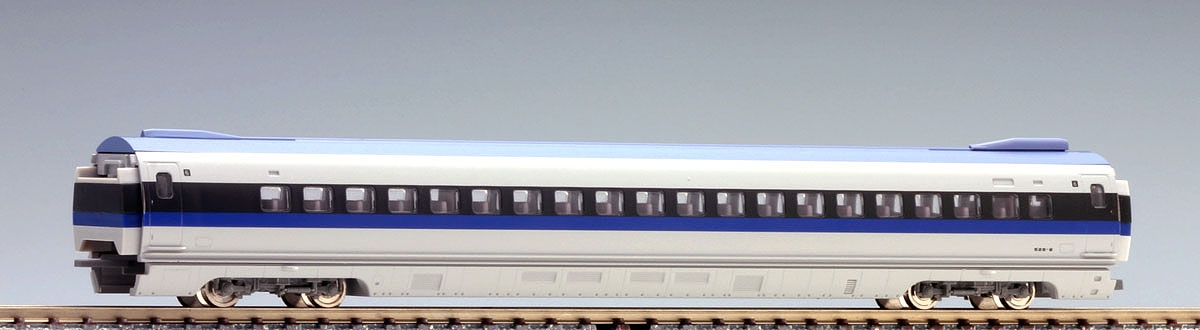 N Scale - Tomix - 8835 - Passenger Car, Shinkansen, Type 526, Coach - Japan Railways West - 526 8