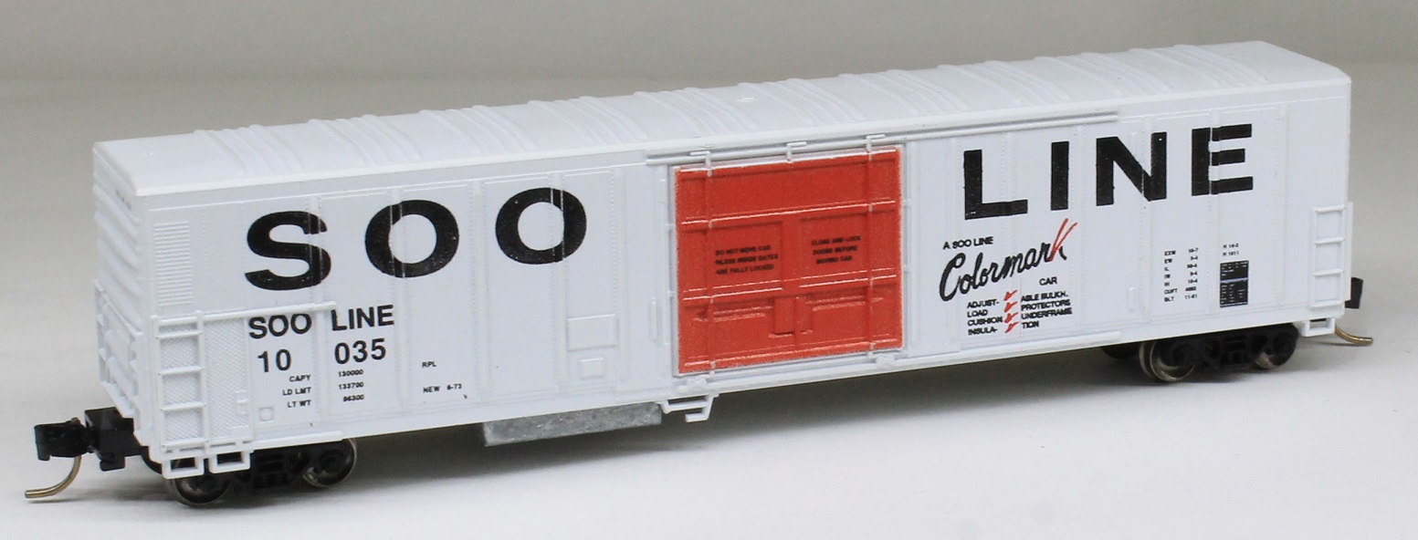 N Scale - Roundhouse - 8436 - Reefer, 57 Foot, Mechanical, PC&F R...