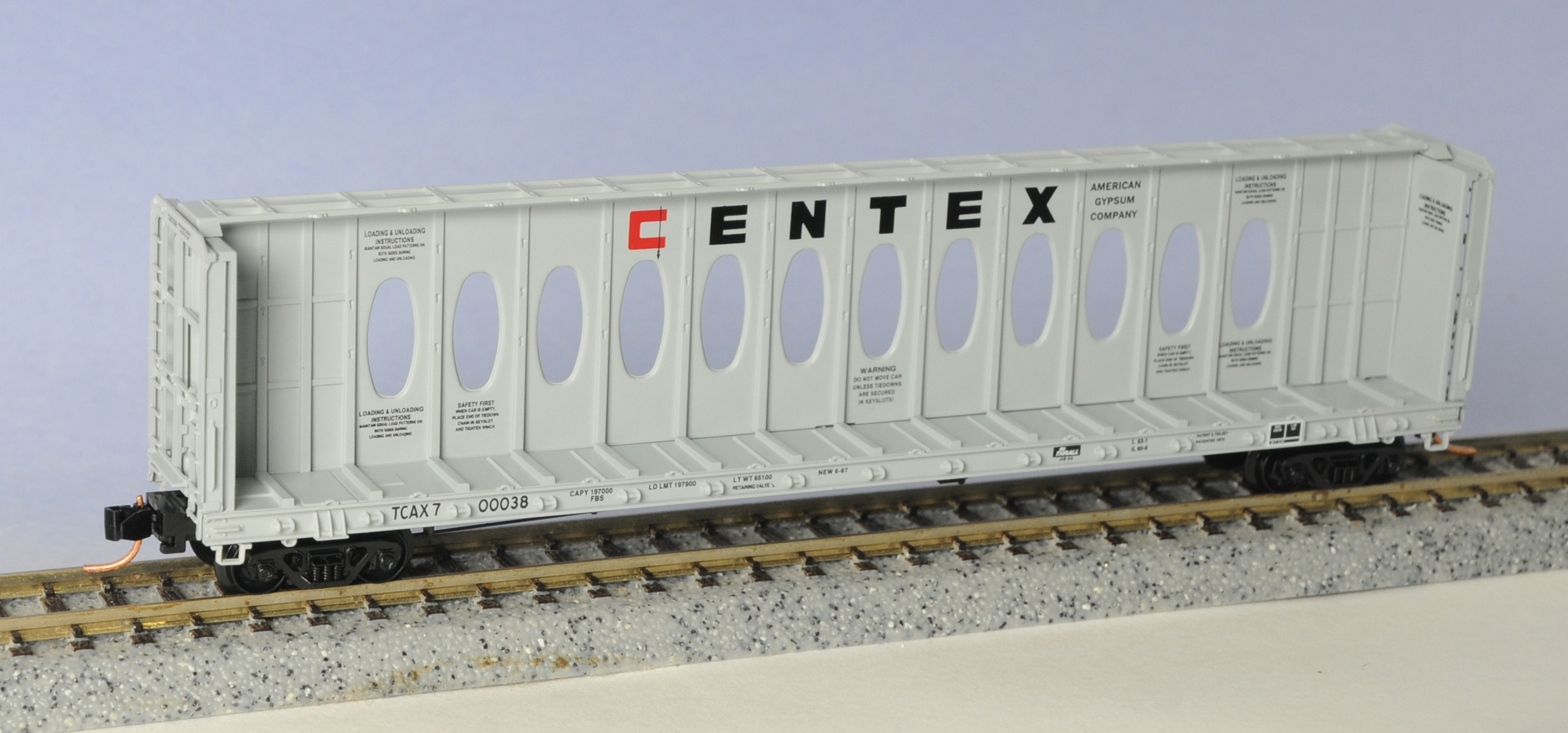 N Scale - Micro-Trains - 53040 - Flatcar, 60 Foot, Centerbeam - Centex - 700038