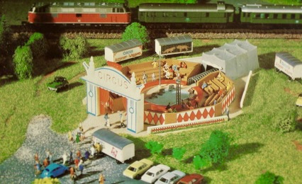 N Scale - Arnold - 6790 - Structures, Circus, Arena - Circus