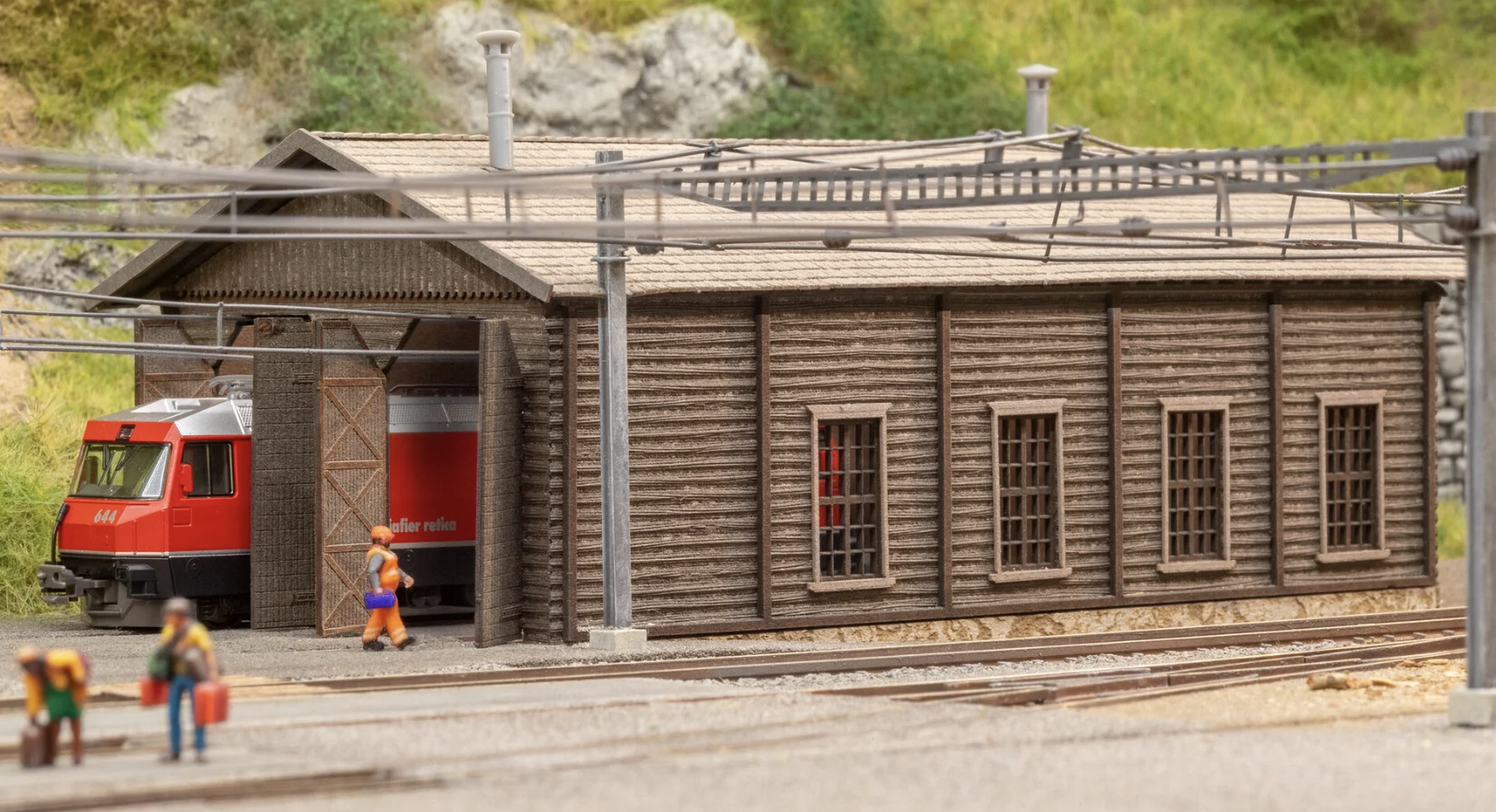 N Scale - Noch - 63025 - Structure, Railroad, Engine Shed - Railroad Structures