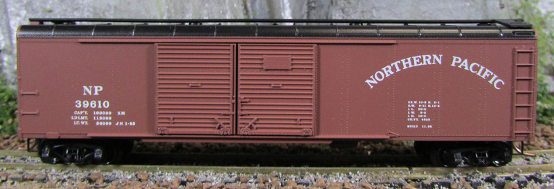 Micro-Trains MTL N Northern Pacific 50' Std Box Car Single Door 18000180