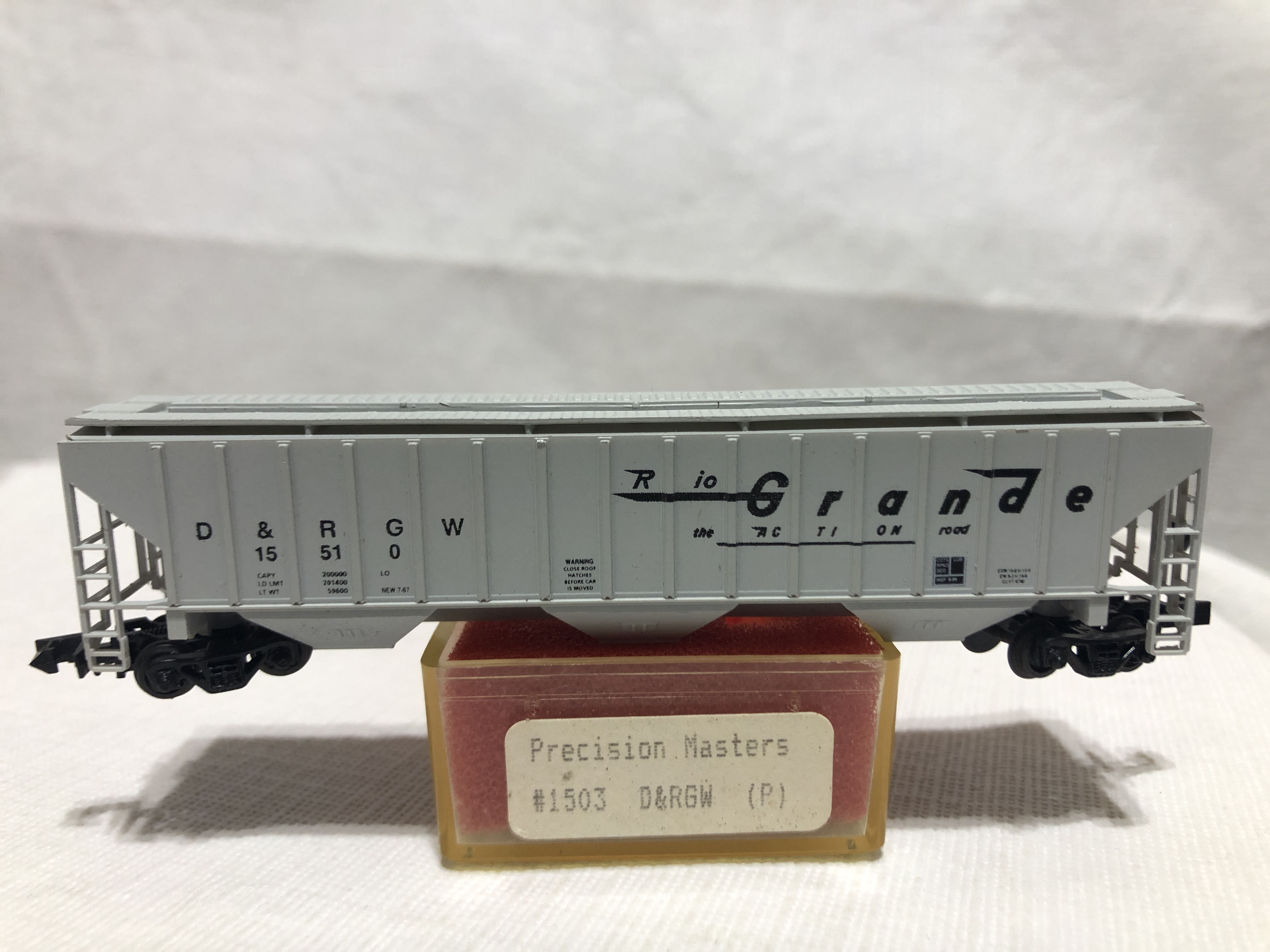 N Scale - Precision Masters - 1501-2 - Covered Hopper, 3-Bay, PS-2-CD 4740 - Rio Grande - 15510