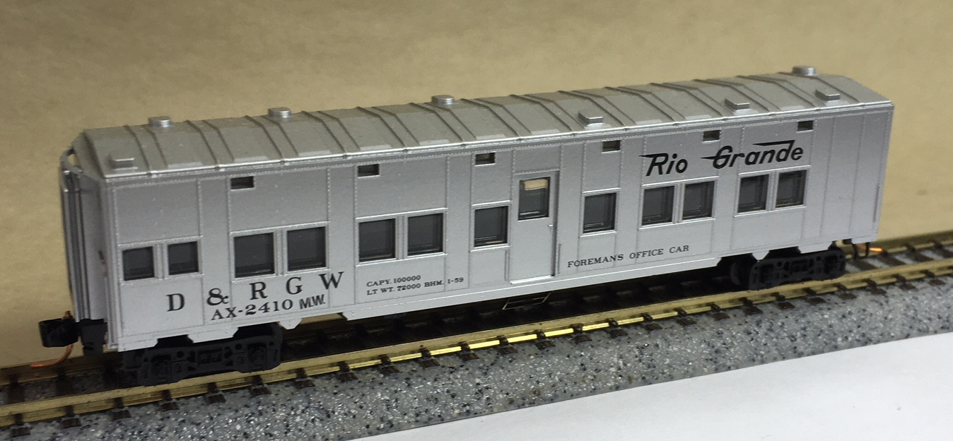N Scale - Micro-Trains - 116020.1 - Passenger Car, Troop Transport - Rio Grande - AX-2410