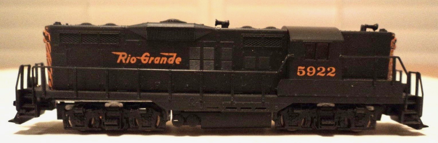 N Scale - Atlas - 17719-3 - Locomotive, Diesel, EMD GP9 - Rio Grande - 5922