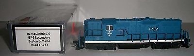 N Scale - Atlas - 40 000 427 - Locomotive, Diesel, EMD GP9 - Boston & Maine - 1732