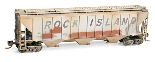 N Scale - Micro-Trains - 096 52 030 - Covered Hopper, 3-Bay, PS-2 - Rock Island - 131---