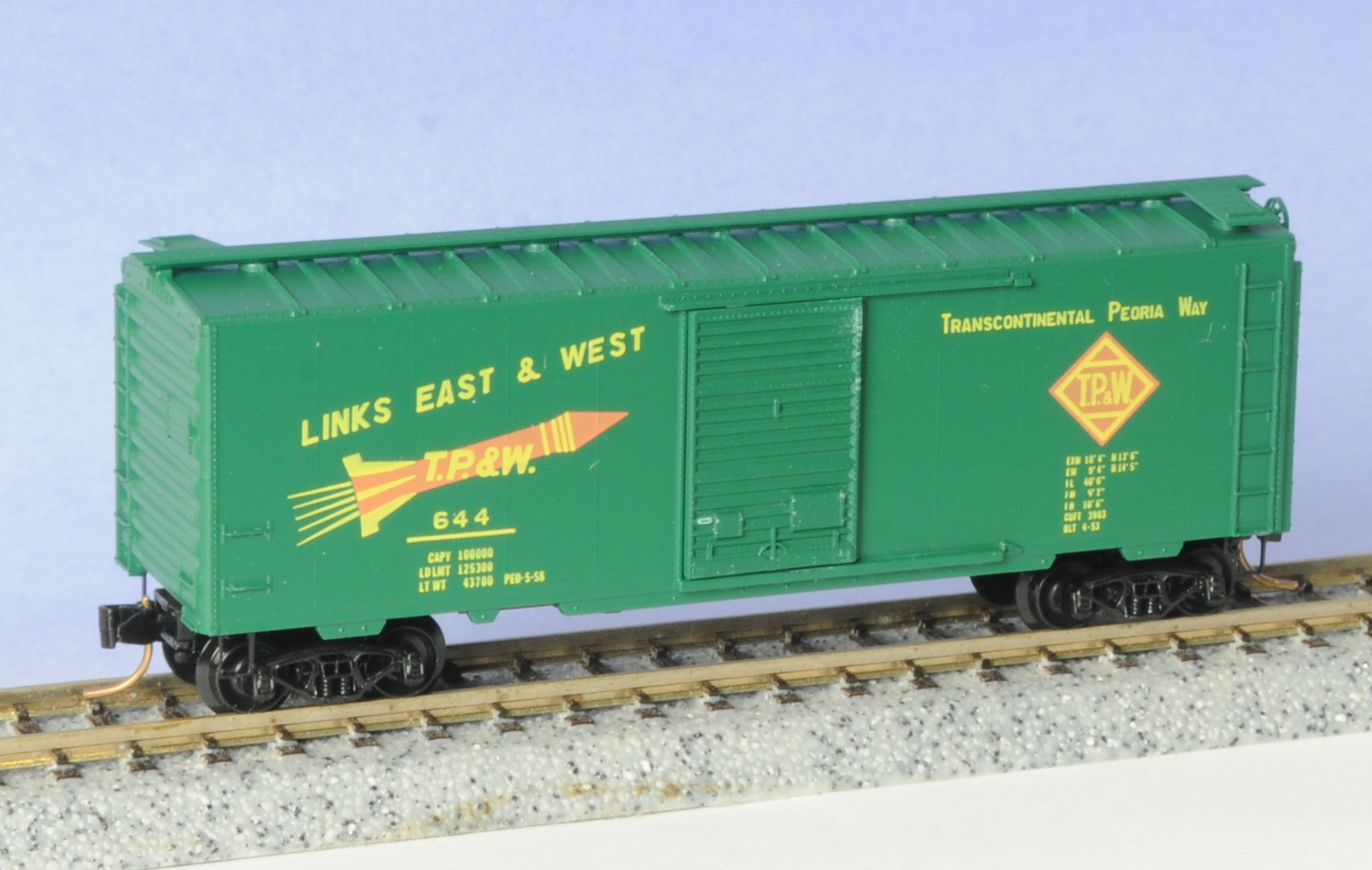 N scale Micro Trains Line/Kadee 40 ft boxcars Variation various roads 