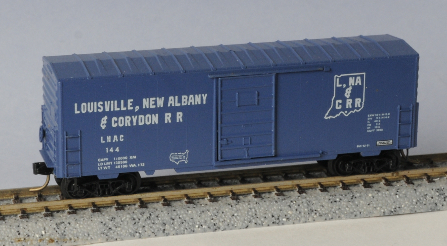 N Scale - Micro-Trains - 24314 - Boxcar, 40 Foot, PS-1 - Louisville New Albany & Corydon - 144