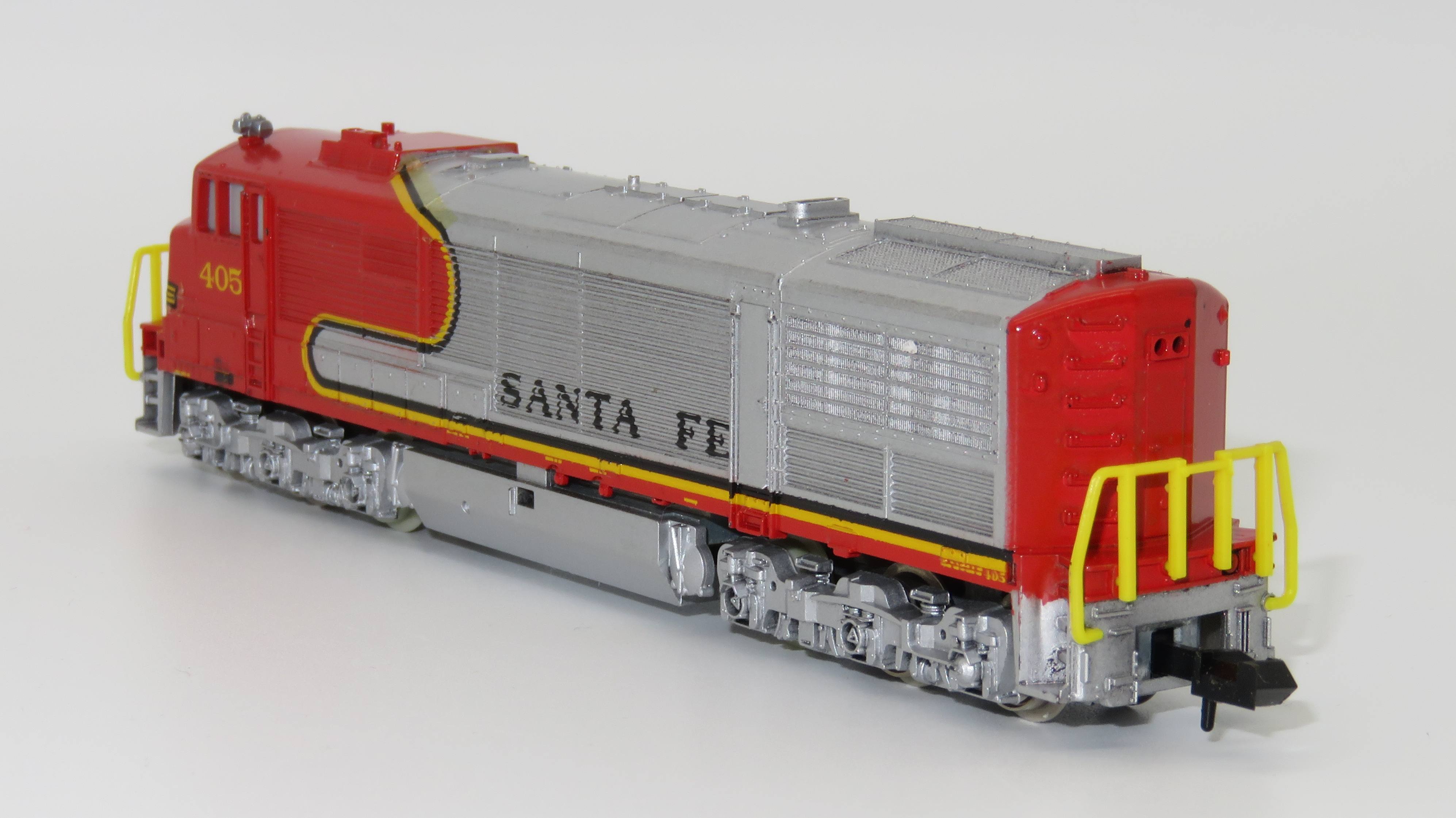 N Scale - Minitrix - 2012 - Locomotive, Diesel, GE U30C - Santa Fe - 405