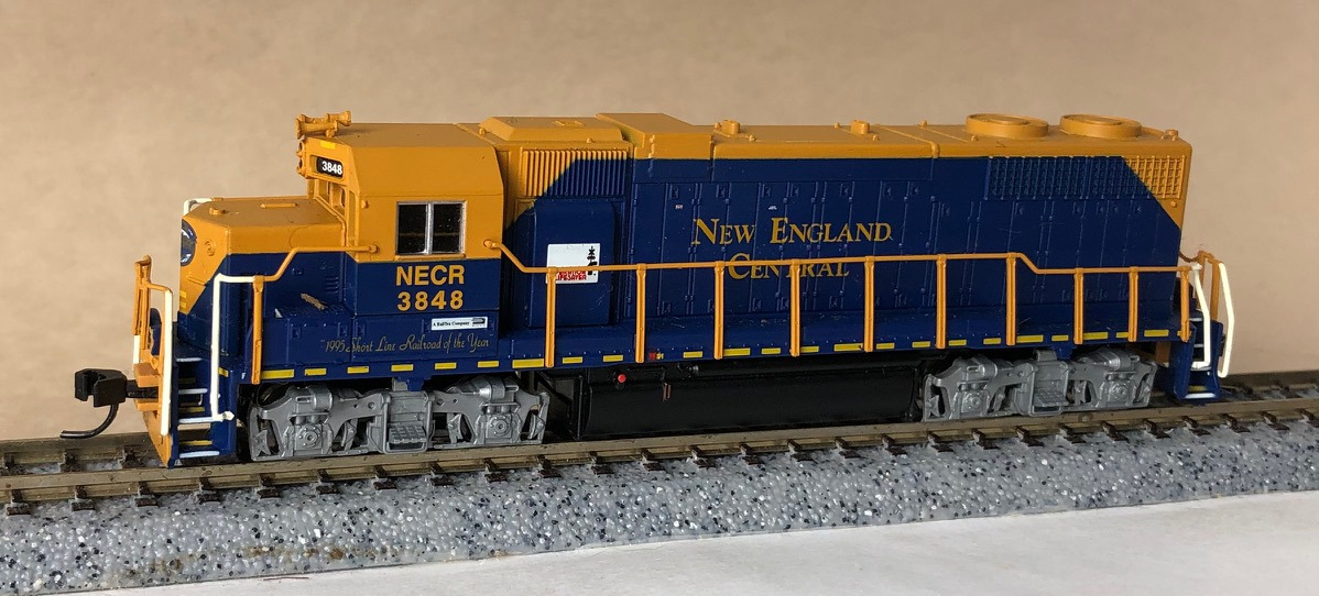N Scale - Atlas - 53449 - Locomotive, Diesel, EMD GP38 - New England Central - 3848