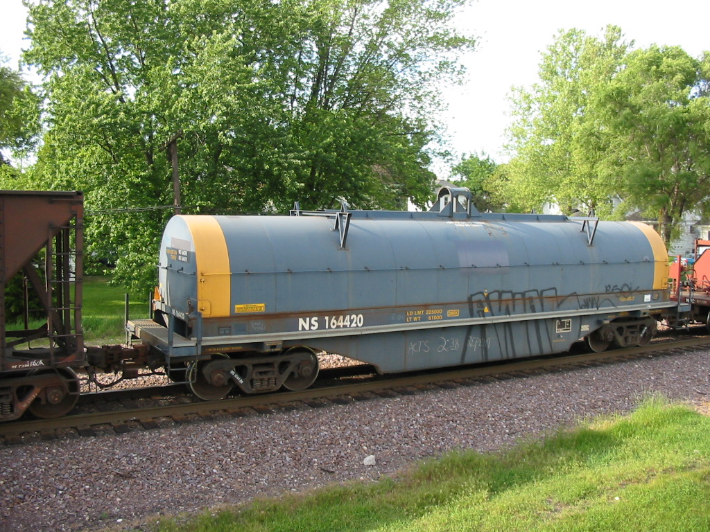 Vehicle - Rail - Rolling Stock (Freight) - Gondola - Greenbrier 42 Foot Coil Steel