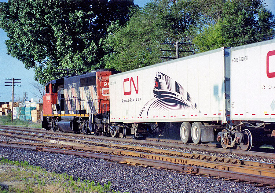 Vehicle - Intermodal - Rolling Stock (Freight) - Roadrailer