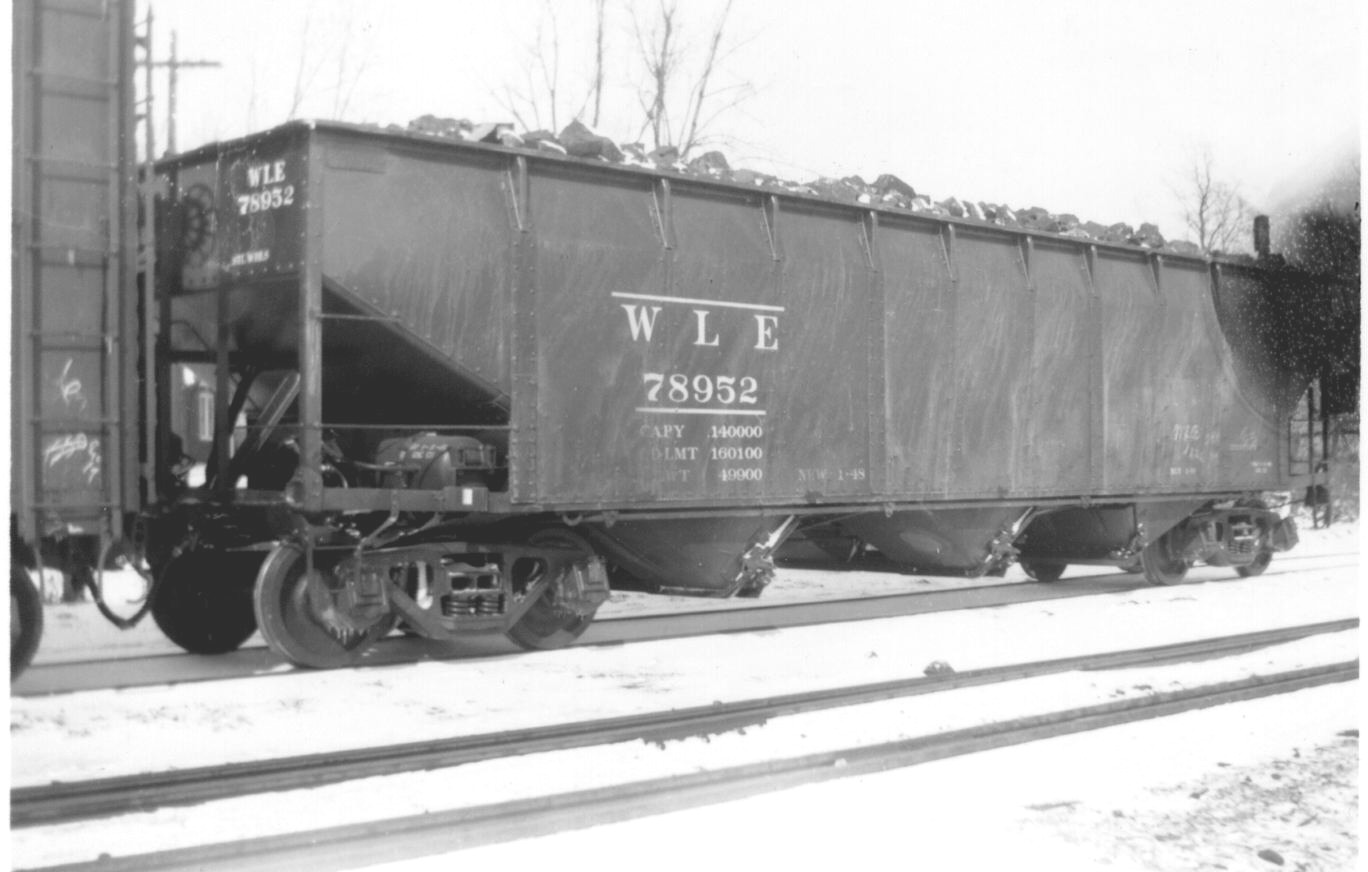 Vehicle - Rail - Rolling Stock (Freight) - Open Hopper - 3-Bay Steel