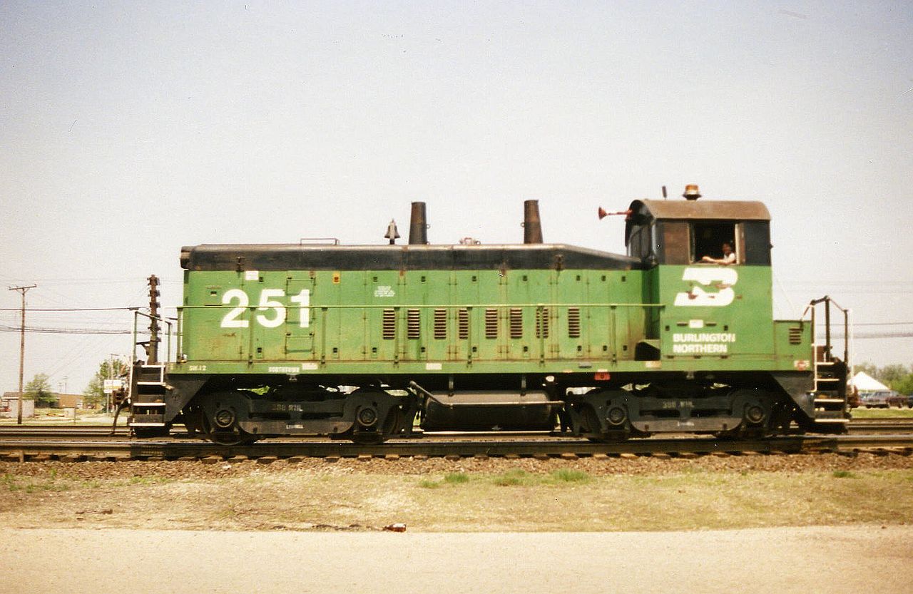 Vehicle - Rail - Locomotive - Diesel - EMD SW1200