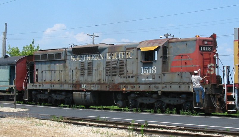 Vehicle - Rail - Locomotive - EMD SD7