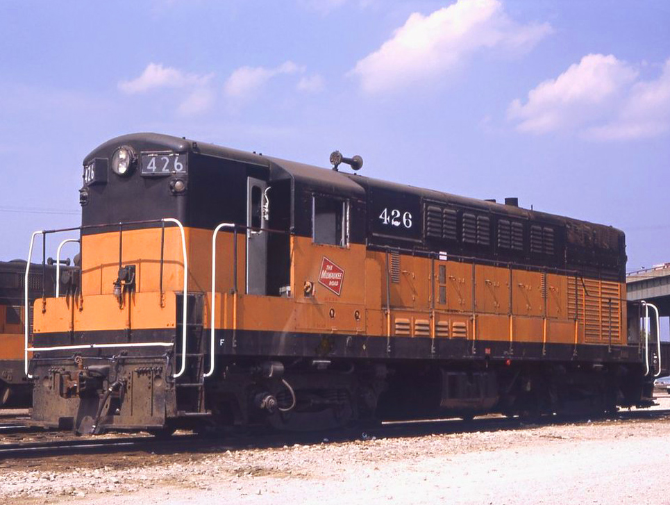 Vehicle - Rail - Locomotive - Fairbanks Morse H-16-44