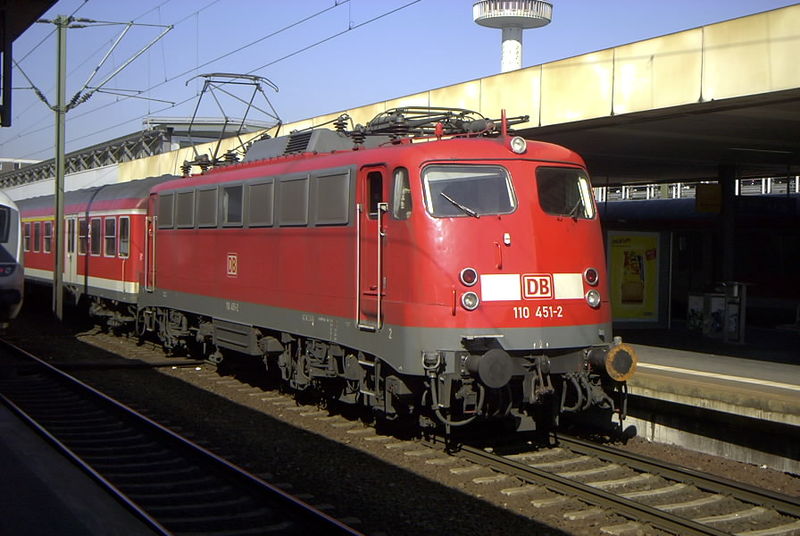 Vehicle - Rail - Locomotive - Electric - BR 110