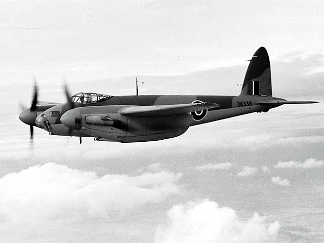 Vehicle - Aircraft - Propeller - de Havilland - Mosquito